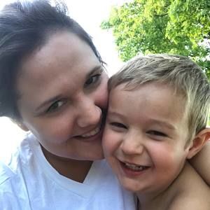 Meet your Posher, Emily